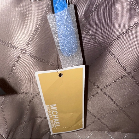 NWT Michael Kors Charlotte Blue Saffiano Leather Tote Bag - Picture 12 of 12